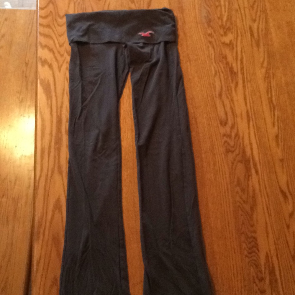 Hollister fold over bootleg yoga pants